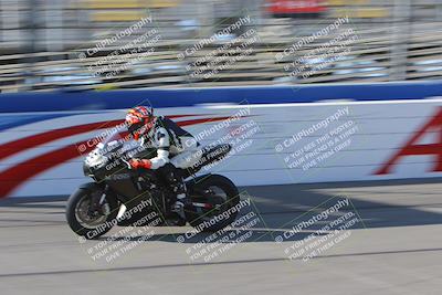 media/Aug-26-2022-Fastrack Riders (Fri) [[055e3b3c9d]]/Level 4/Session 1 Start Finish/